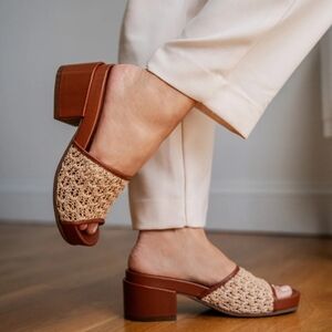 Aerosoles Brown Women's Clark Sandals Size 7.5 NWOT